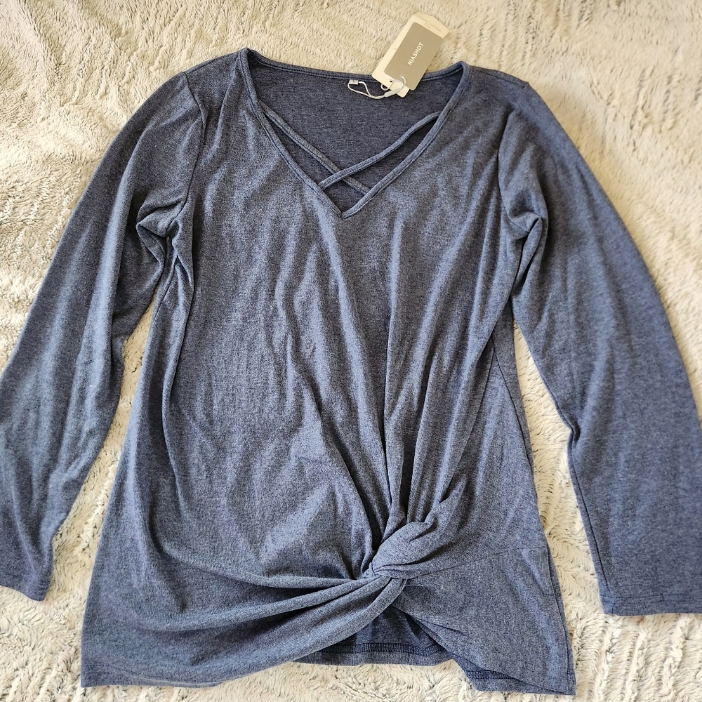 Long sleeve v-neck